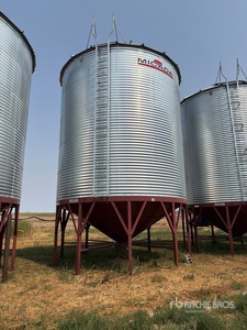 Micada +/- 4000 bu Trémie à grains