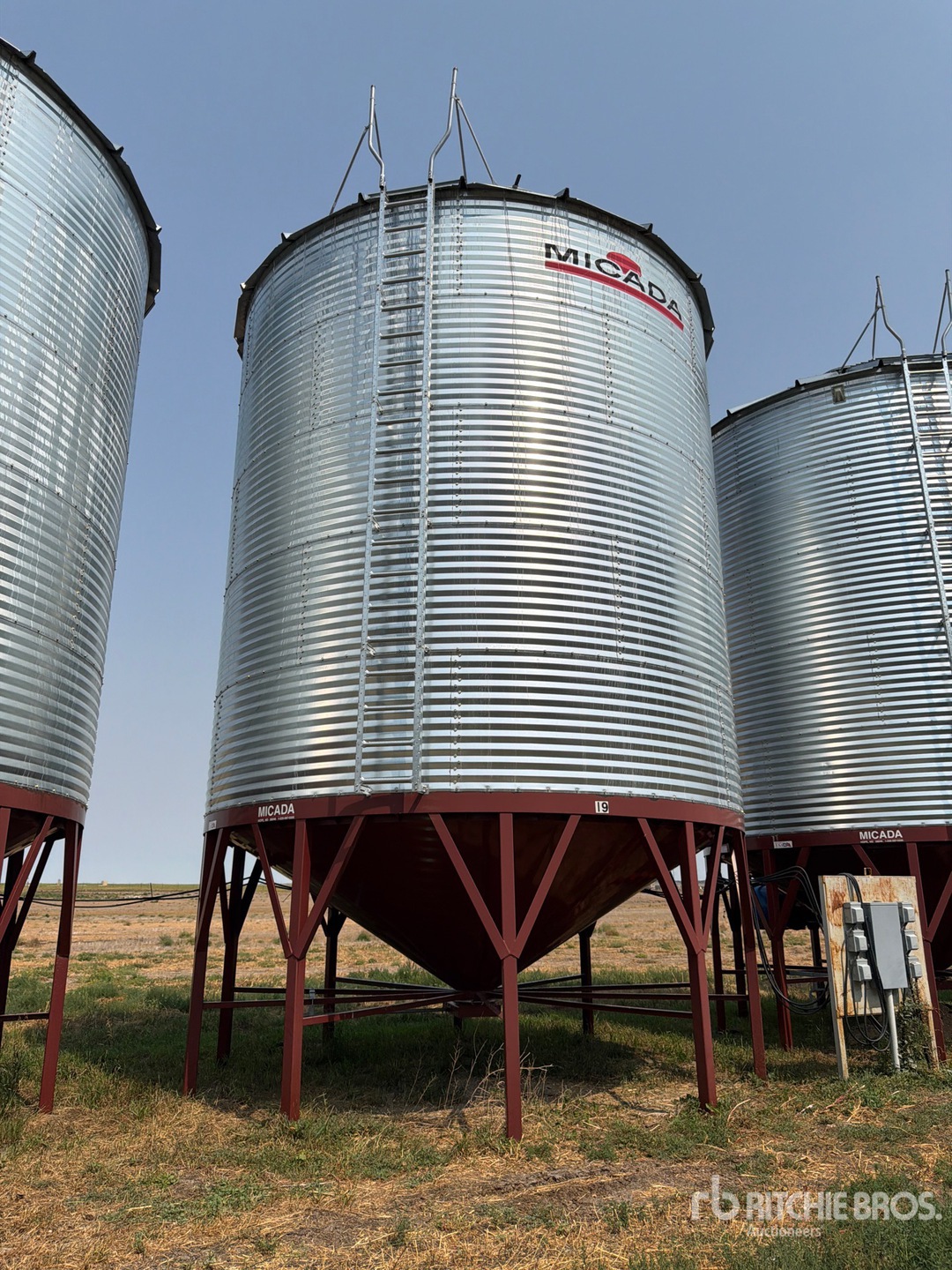 Micada +/- 4000 bu Grain Bin