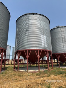 Micada +/- 4000 bu Graan bak