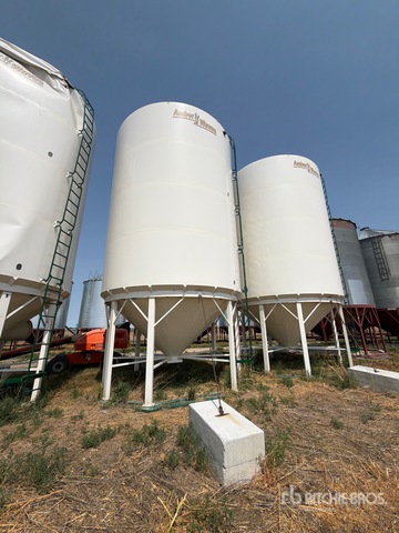 Amber Wave +/- 4000 bu Grain Bin