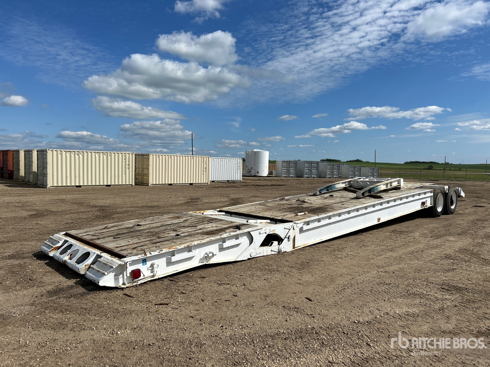 1988 Arne's 48 ft T/A Folding Neck Trailer