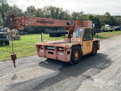 Broderson IC80-3G Carry Deck Crane