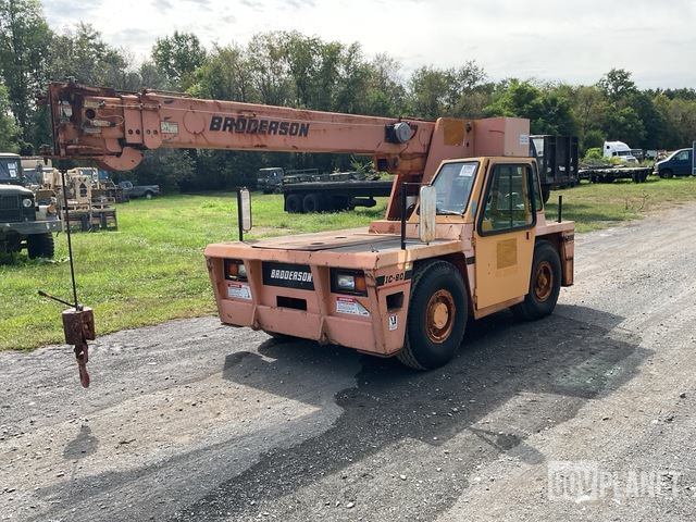 Broderson IC80-3G Carry Deck Crane