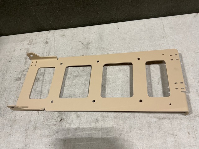 (23) BAE Systems 12538462 Multiple Angle Brackets