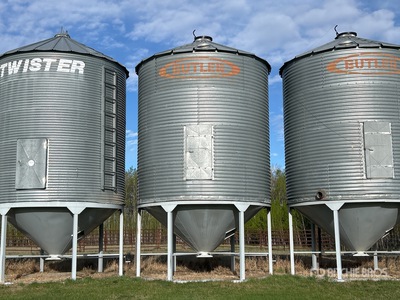 Butler +/- 2200 bu 4 Ring Hopper Cassone per grano