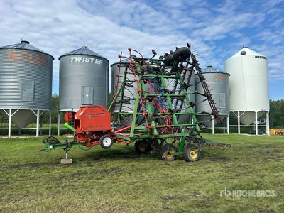 John Deere 610 40 ft Coltivatore