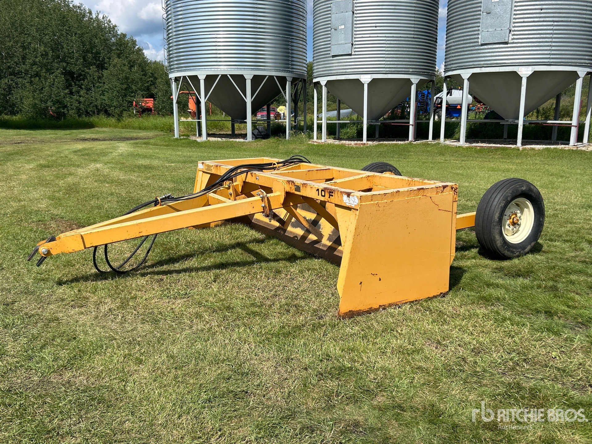 Industries America 120 in Box Scraper