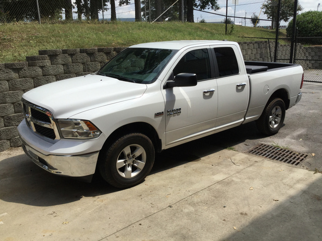 2015 Ram 1500 SLT 4x4 Crew Cab Pickup