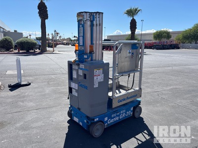 2014 Genie GR-20 Vertikaler Mastlift
