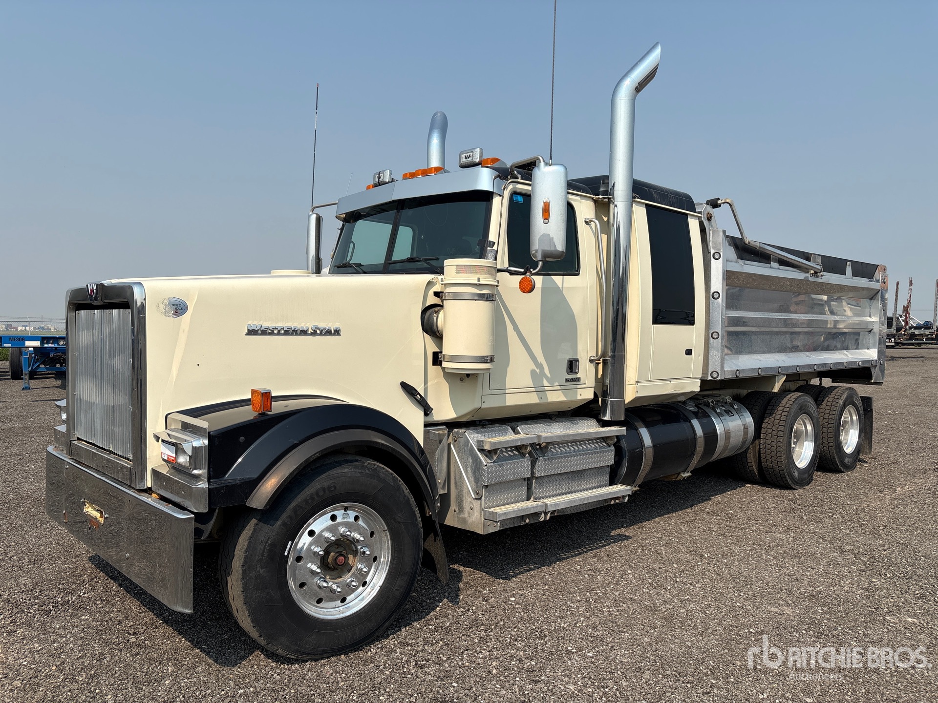2021 Western Star 4900EX T/A Sleeper Truck Tractor
