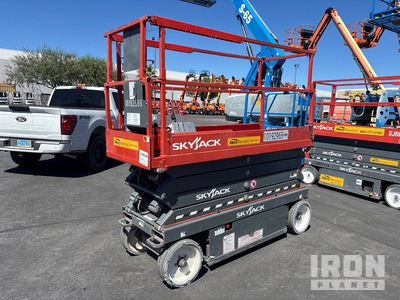 2016 Skyjack SJIII 3226 Electric Scissor Lift