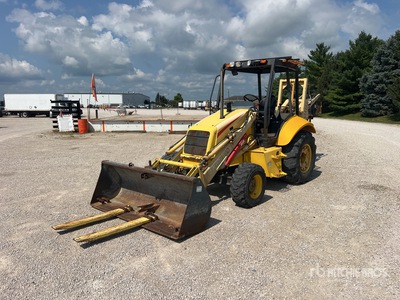 2005 New Holland LB75B 4x4 Cargadora para trabajos de jardinería