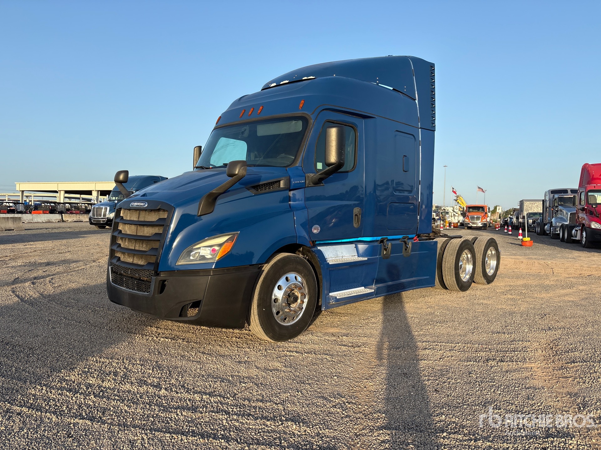 2019 Freightliner Cascadia 116 6x4 T/A Sleeper Truck Tractor