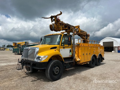 2005 Terex Telelect Commander 5048 on 2005 International 7400 6x4 Digger Derrick Truck