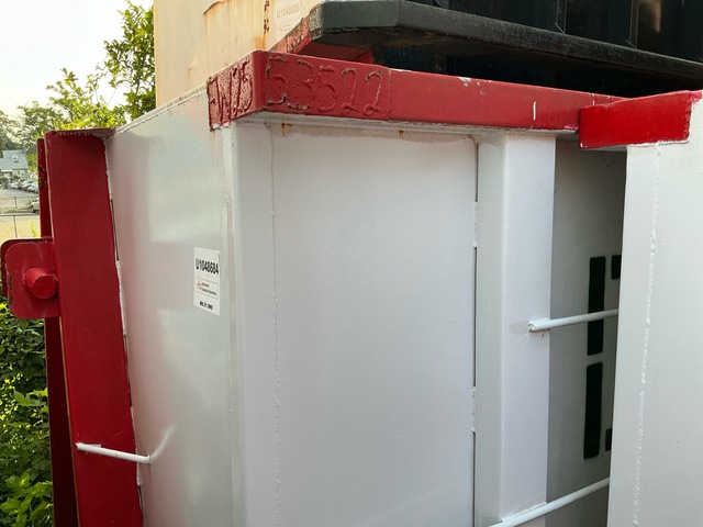 18 ft 25 cyd Roll-Off Container