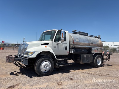 2007 International 7300 4x2 Asphalt Distributor Truck