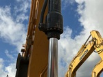 Hydraulics with Bucket Cylinder