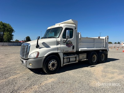 2012 Freightliner Cascadia 125 6x4 Camion à benne basculante D/E