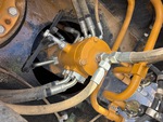 Hydraulics with Hydraulic Center Swivel