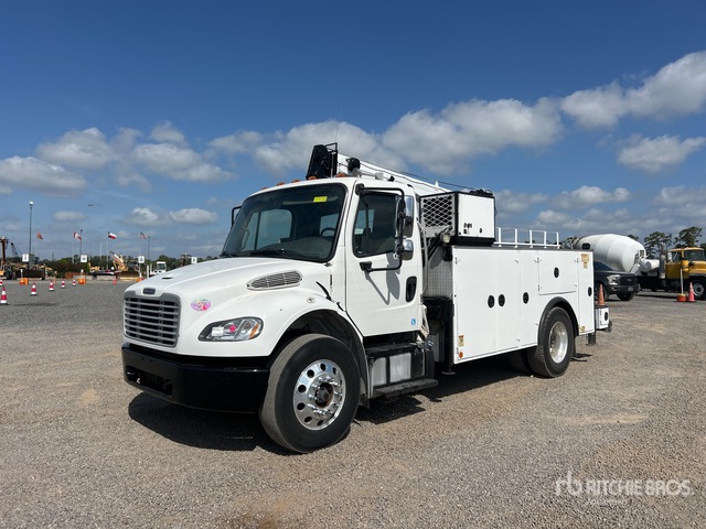 2016 Freightliner M2 106 4x2 Service Truck