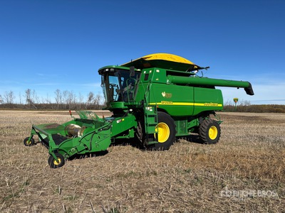 2004 John Deere 9760 STS Combine Harvester