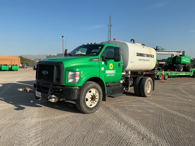2018 Ford F-650 2000 gal 4x2 Water Truck
