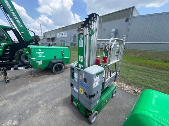 2017 Genie GR-20 Vertical Mast Lift 2017 Genie GR-20 Vertical Mast Lift