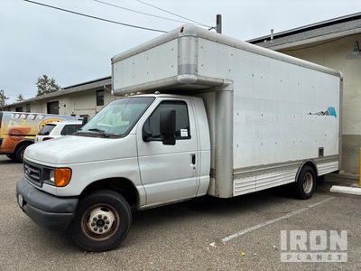 2007 Ford E-450 4x2 Camion fourgon