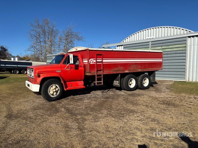 1976 GMC 6500 6x4 Graan vrachtwagen