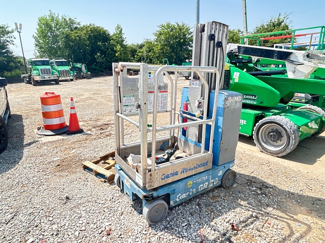 2016 Genie GR-20 Vertical Mast Lift (Inoperable)