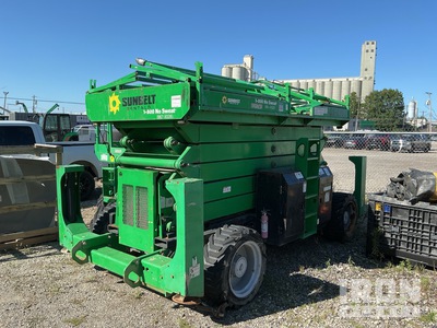 2016 Genie GS-5390 4x4 Diesel Scissor Lift