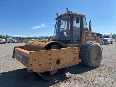 1998 Cat CS583C Smooth Drum Compactor