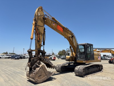 2012 Doosan DX225 Tracked Excavator