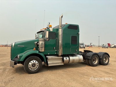 2015 Kenworth T800 6x4 T/A Sleeper Truck Tractor