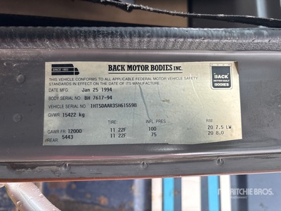 1995 International 4900 6x4 Grain Truck