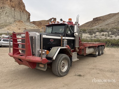 2002 Peterbilt 357 8x4 Laadvloer Vrachtwagen
