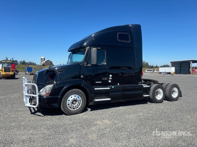 2016 Volvo VNL670 6x4 Sleeper Prime Mover