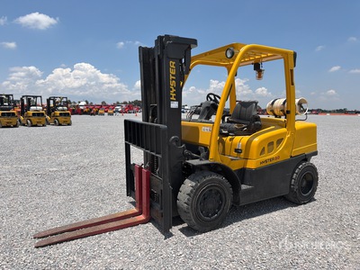 2012 Hyster H80 FT 7800 lb Cushion Tire Montacargas / Forklift