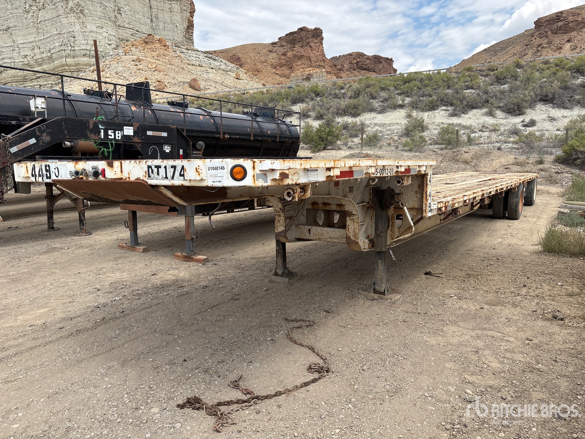 1995 Luffkin 48 ft T/A Spread Axle Step Deck Trailer