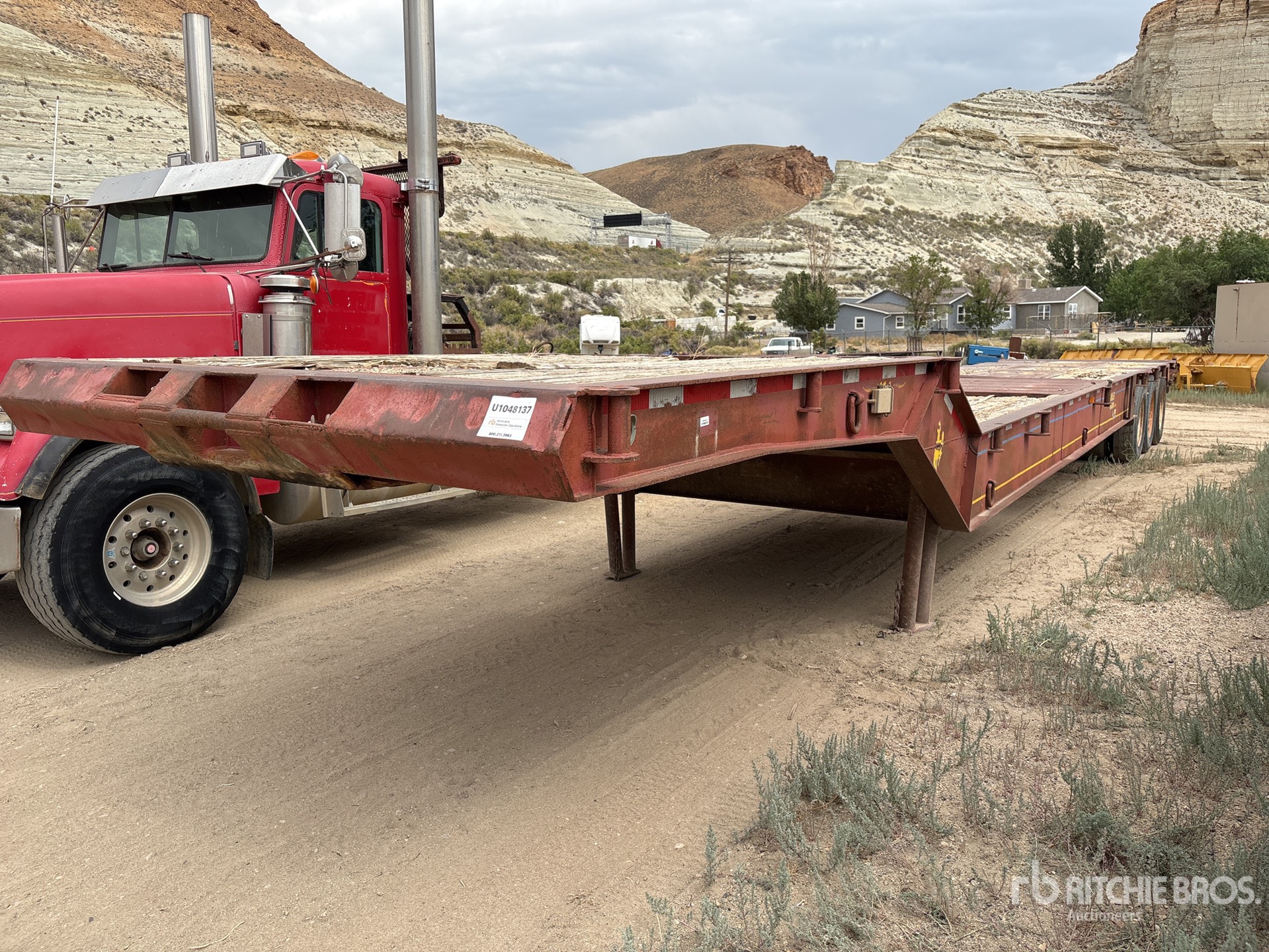 1981 Teton 53 ft Tri/A Step Deck Oilfield Trailer