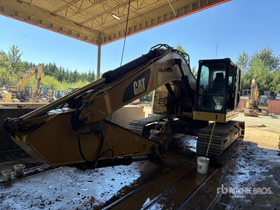 2011 Cat 328D LRC Pelle Hydraulique sur Chenilles