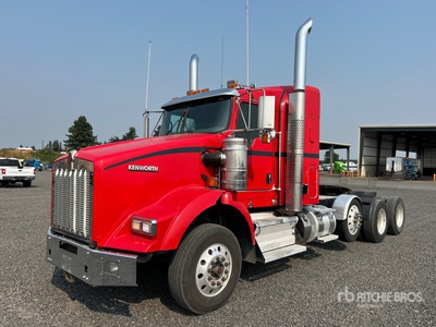 2014 Kenworth T800 8x4 Tri/A Slaapcabine Tractor