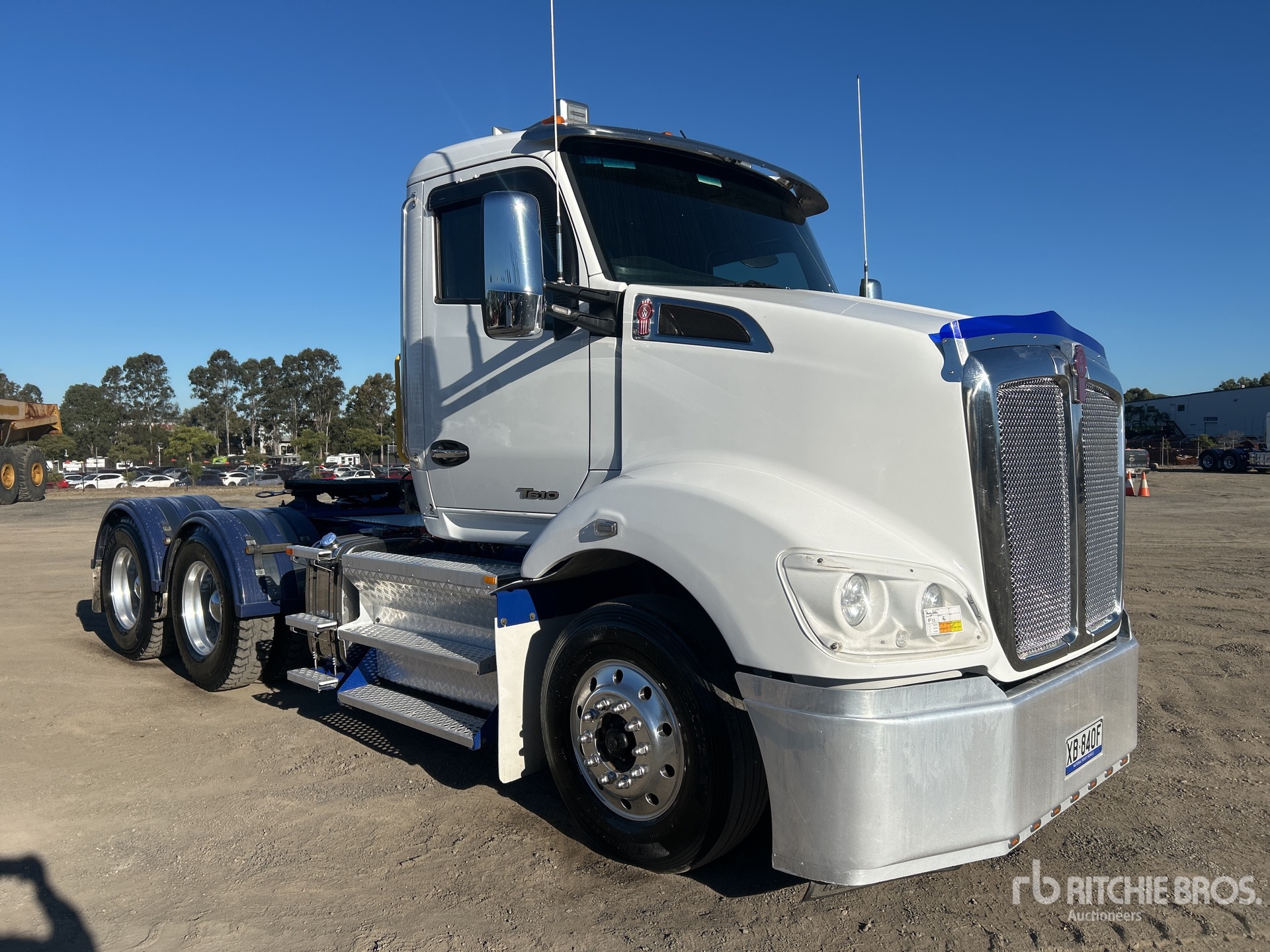 2023 Kenworth T610 6x4 6x4 T/A Day Cab Truck Tractor