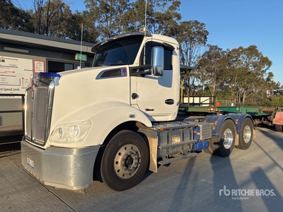 2023 Kenworth T610 6x4 T/A Sleeper Truck Tractor