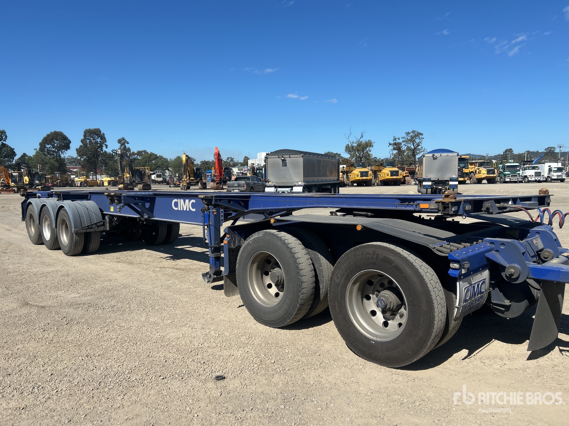 2022 CIMC 12.2 mm Tri/A Container Trailer