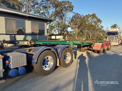2017 Freighter Maxitrans Container Trailer