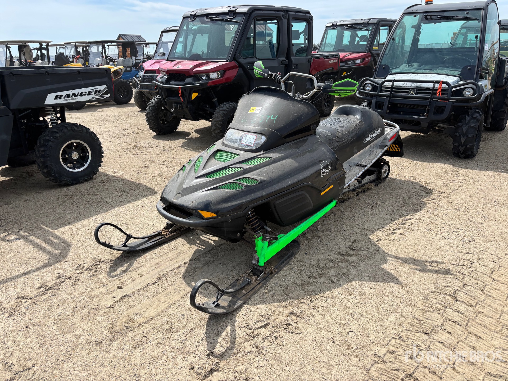 2000 Ski-doo Summit 700 Snowmobile (Inoperable)