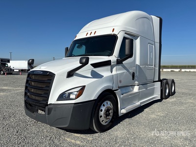 2022 Freightliner Cascadia 126 6x4 Ciągnik siodłowy T/A z kabiną sypialną