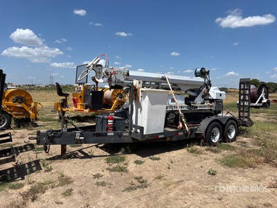 Altec DB35 Rotating Crawler Carrier Digger Derrick w/ Altec DB35