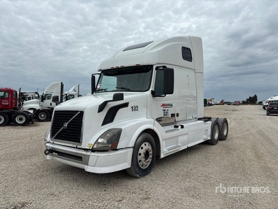 2004 Volvo VNL 6x4 Sleeper Prime Mover
